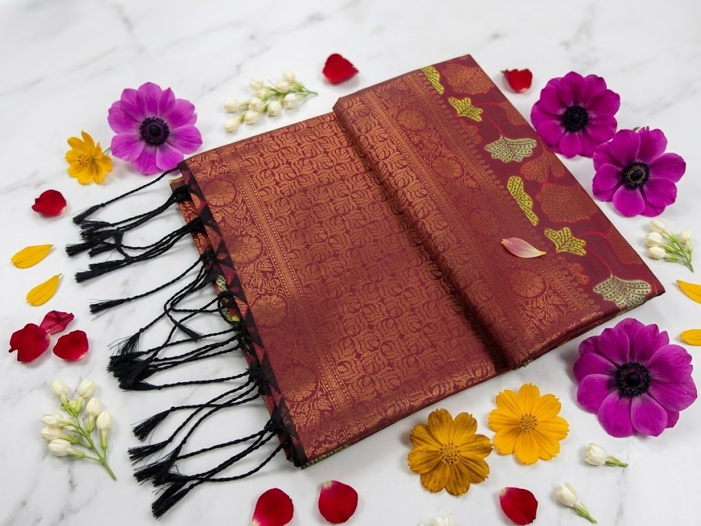 Ginkgo Leaf Soft Silk Saree