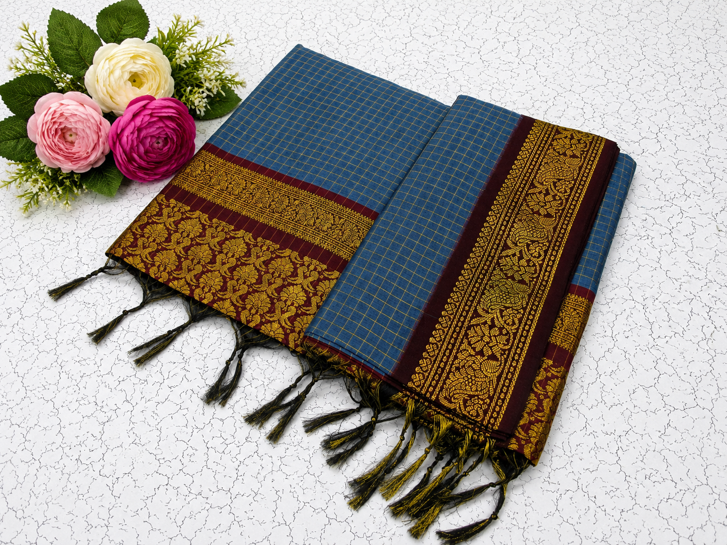 Excellent  Multi Checks Kalyani Cotton Saree